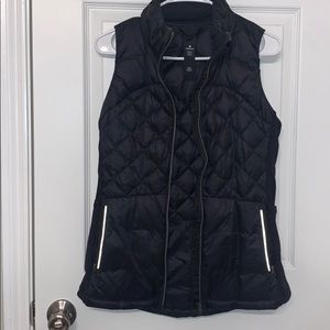 Lululemon size 6 vest